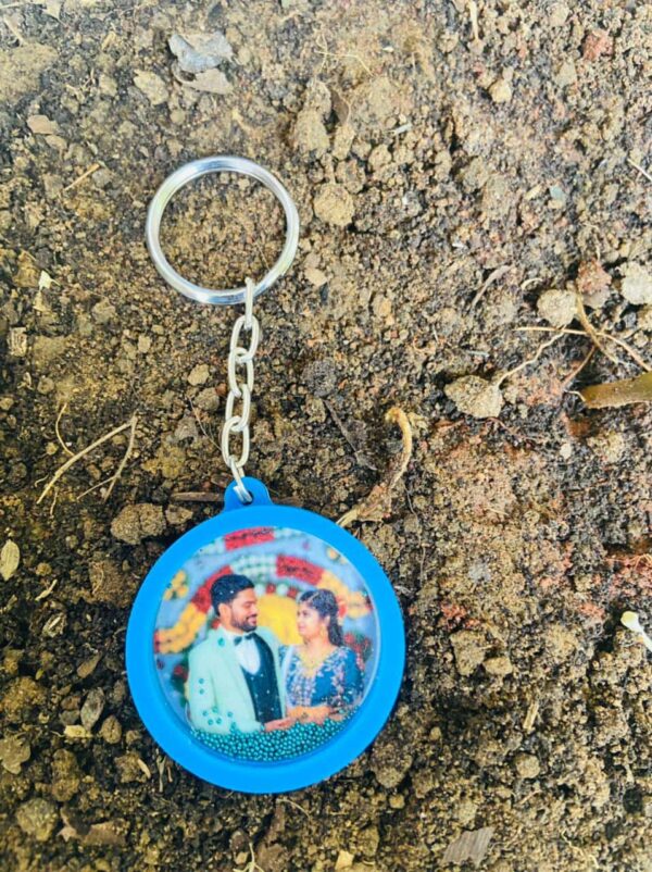 0bd835cb-aaf7-482b-91ae-4c58b3ac440e-pichi depth keychain - Bubbly Decors