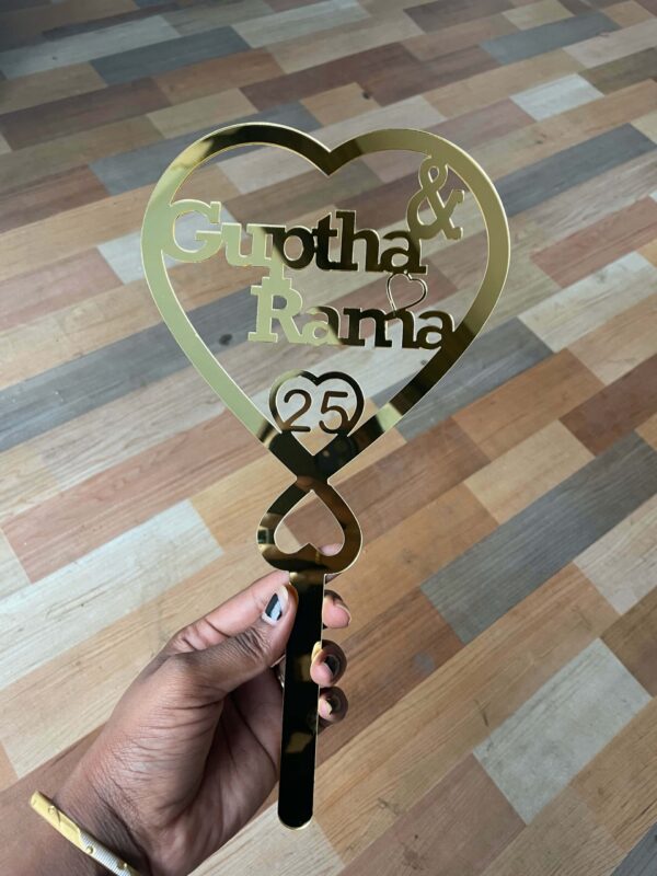 IMG_0235-pichi cake topper couple double heart - Bubbly Decors