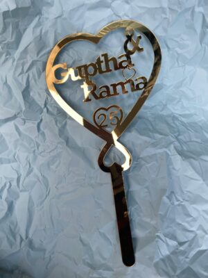 IMG_0243-pichi cake topper couple double heart - Bubbly Decors