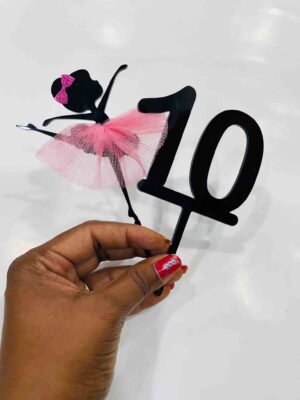 IMG_1384 Cake topper Barbie - Bubbly Decors