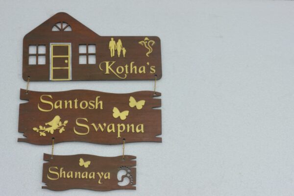 IMG_2376-pichi Name Board 3 steps - Bubbly Decors