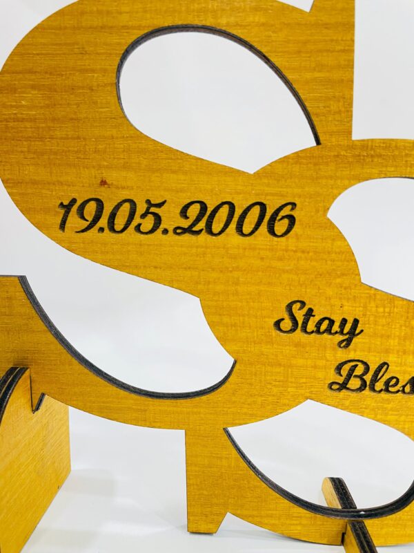 IMG_2779-pichi_1dcdfd82-9985-4942-a8c1-2ace998a3591 Wooden logo for couples - Bubbly Decors