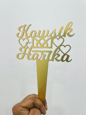 IMG_3222-pichi cake topper couple names king hearts - Bubbly Decors