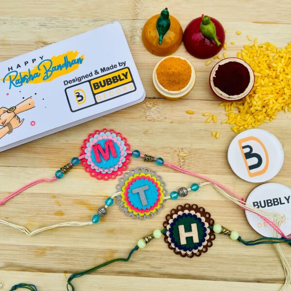 IMG_3371-pichi_e7d48ba0-034b-4307-ae97-a74ee272d797 Rakhi combo Clock for Brother - Bubbly Decors