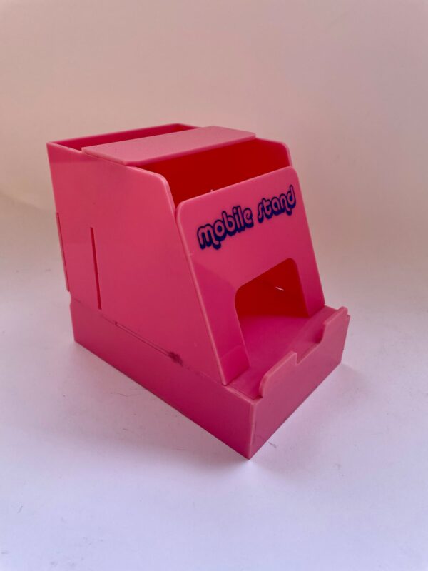 IMG_3975-pichi_d4d5ac2c-30b6-45b8-a0c5-8049ef12ee66 Mobile and pen stand - Bubbly Decors