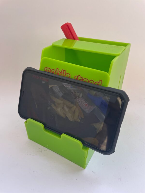 IMG_3983-pichi_f2e7eb2e-2a69-47dd-957d-f39d027cd15e Mobile and pen stand - Bubbly Decors