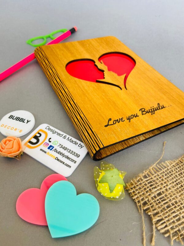 IMG_4016-pichi wood greeting heart faces - Bubbly Decors