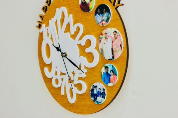 IMG_4534-pichi wood clock - Bubbly Decors