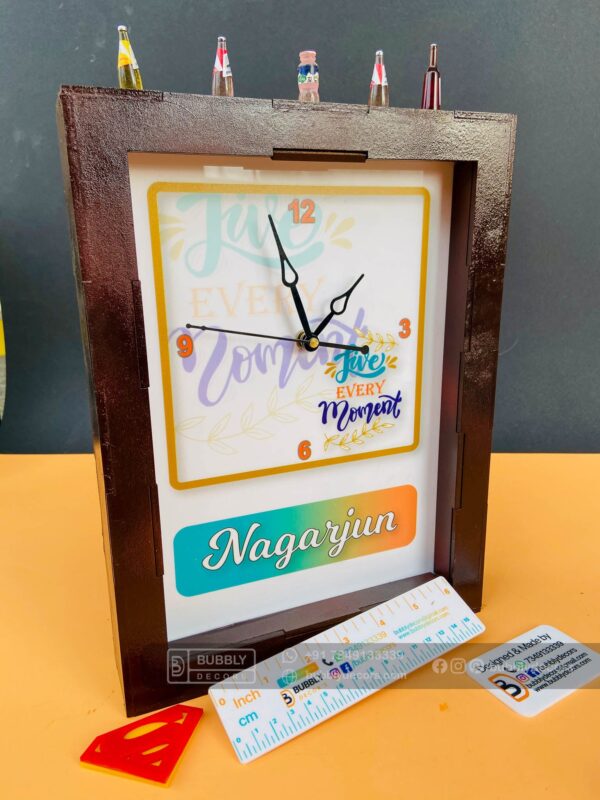 IMG_8375 Box name Clock - Bubbly Decors