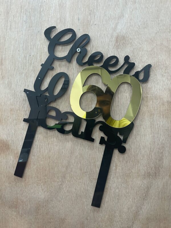 IMG_8593-pichi Cake topper 60 years - Bubbly Decors