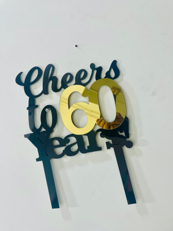 IMG_8595-pichi Cake topper 60 years - Bubbly Decors
