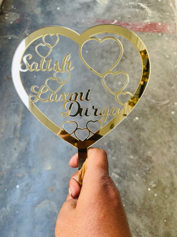 IMG_9519-pichi Cake topper heart couple names - Bubbly Decors