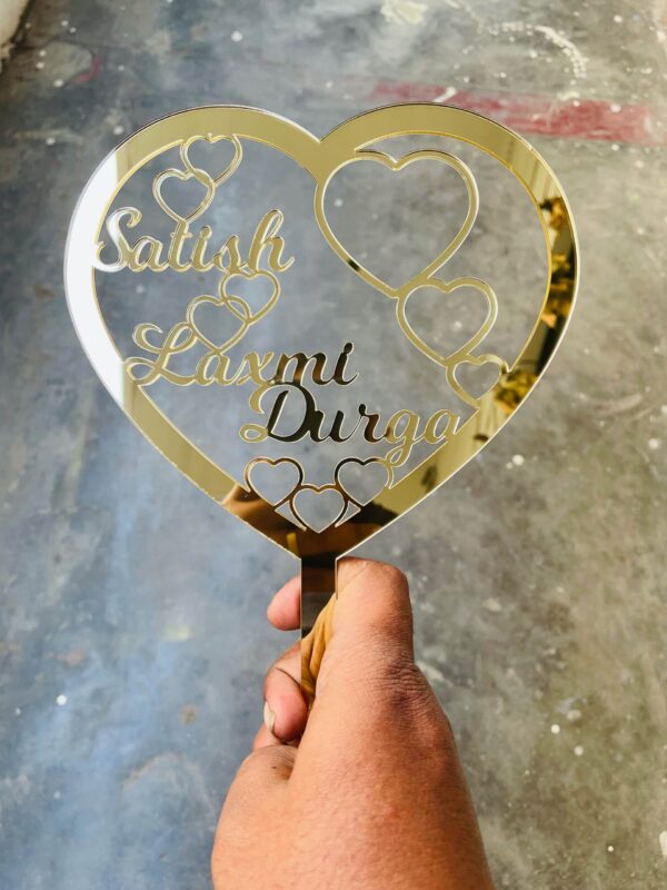 IMG_9520-pichi Cake topper heart couple names - Bubbly Decors