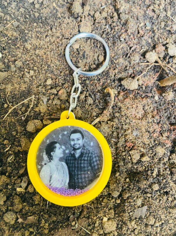 b1b27494-589f-4c17-84a3-83818b9cbe96-pichi depth keychain - Bubbly Decors