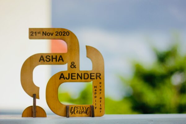image_b6f3ebe0-71e1-448e-bd2c-f1baa8ae3391 Wooden logo for couples - Bubbly Decors